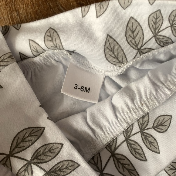 Baby girl tank top & bloomer set. NWT - Picture 3 of 3